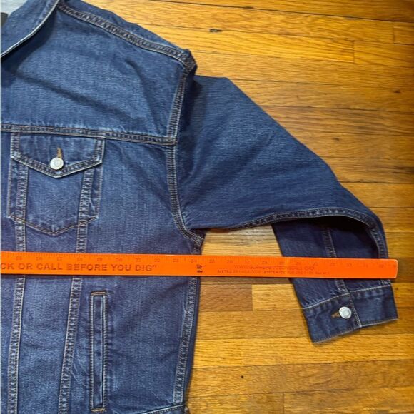 Banana Republic Denim Jacket - Picture 5 of 5